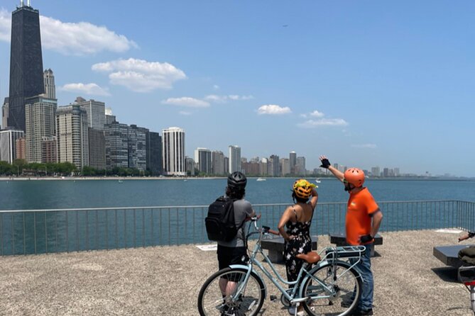 2 Hour Chicago Landmarks & Lakefront E-Bike Tour - Key highlights at a glance