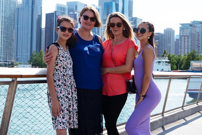 2 Hour Magnificent Chicago Tour with Photos and Popcorn - Group Size, Pacing, and Who This Tour Fits Best