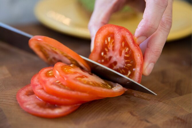 Artisan Italian Pasta Class in Chicago (Includes 3-Course Meal) - Chef-led instruction in a small group (and why that matters)