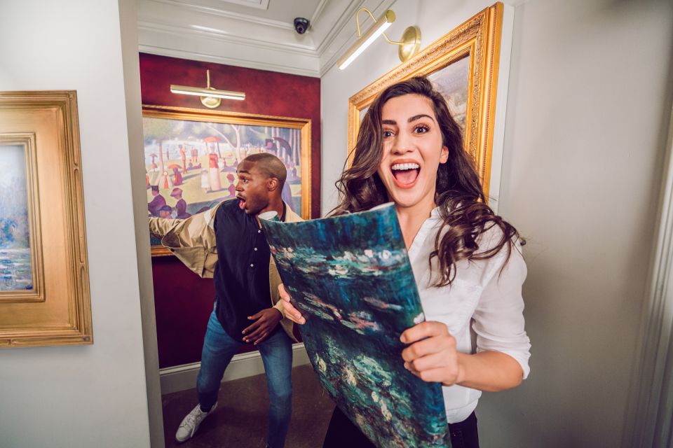 Chicago: 1-Hour Escape Room Adventure - Inside the Rooms: Locked Doors, Multiple Stages, and the Exit Button