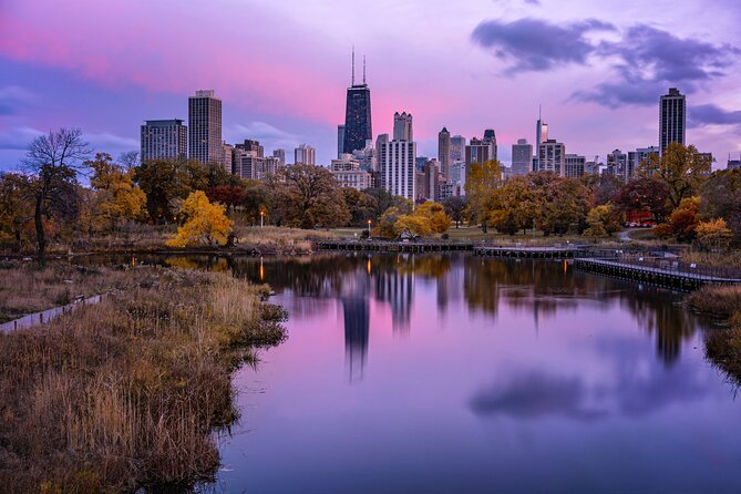 Chicago 4-Hour Sightseeing Transfer by Luxury SUV - Comfort Details That Add Up: Luxury SUV, Seats, and Water