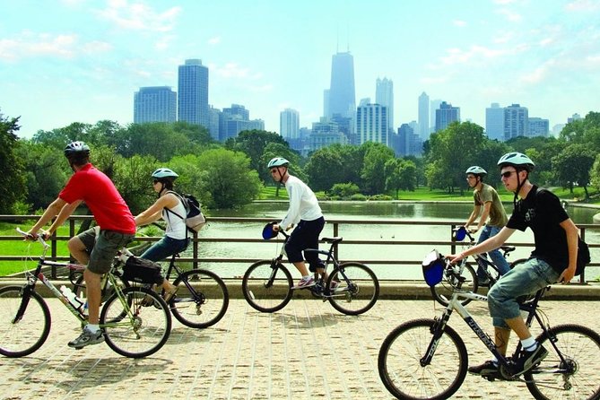 Chicago Amazing Lakefront Bike Tour - The Lakefront Trail Segment: Beaches, Parks, and That Skyline View