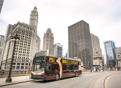 Chicago: Architecture River Tour and Hop-on Hop-off Bus Tour - The hop-on hop-off bus: open-top views plus real flexibility