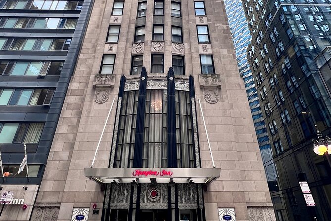 Chicago Art Deco Madness Walking Tour - Weather, Comfort, and Pace: The Practical Considerations