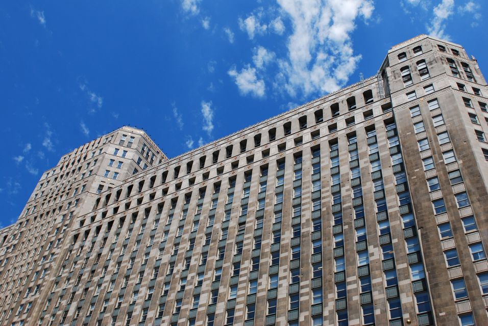 Chicago: Art Deco Skyscrapers Walking Tour - Why Art Deco in Chicago starts at the river (not in a museum)