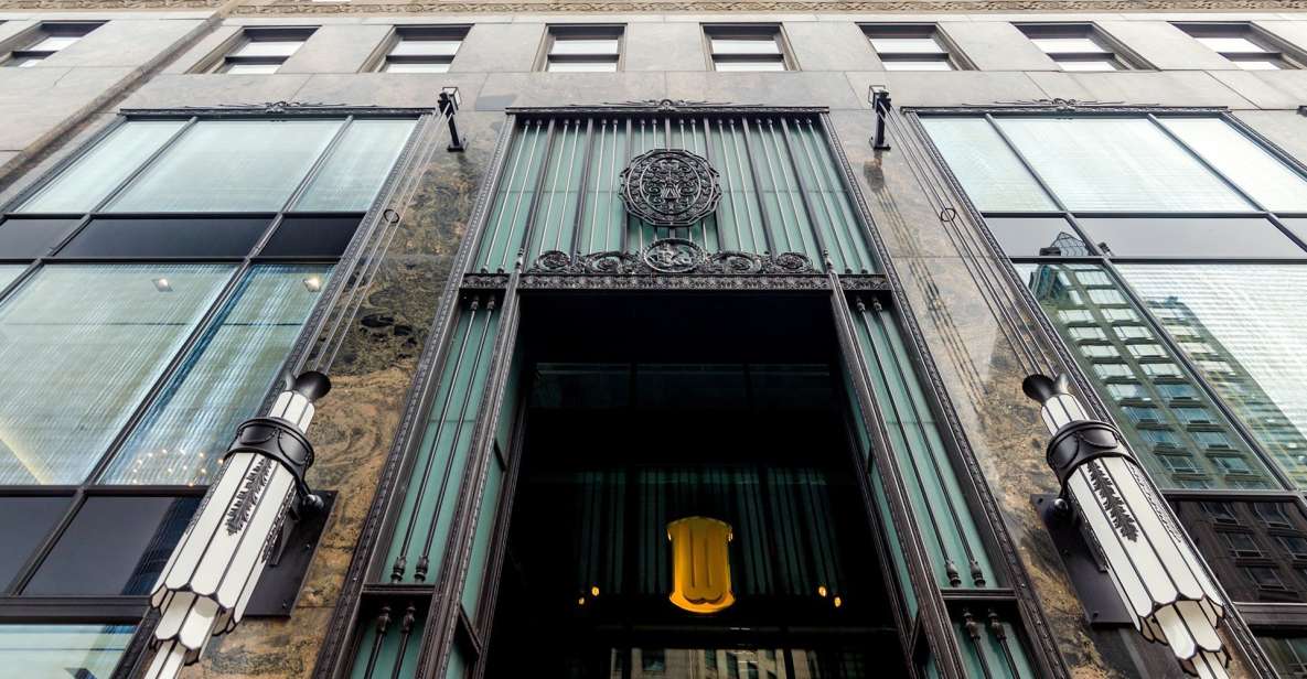 Chicago: Art Deco Skyscrapers Walking Tour - Carbide and Carbon Building (now St. Jane Hotel): the lobby as a design statement