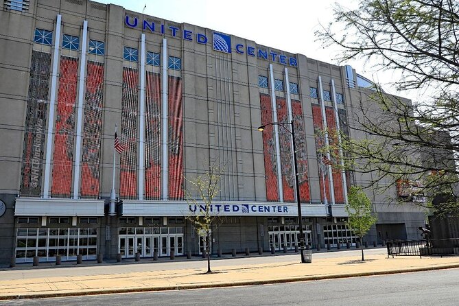 Chicago Bulls Basketball Game Ticket at United Center - Quick hits before you go
