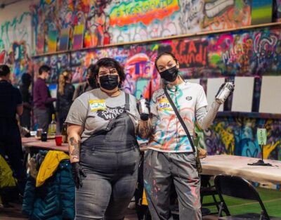 Chicago: BYOB Spray Paint and Sip Workshop - Meet the instructor style: clear demos and hands-on coaching