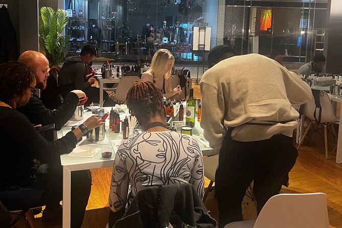 Chicago Candle Making Class On Magnificent Mile - What You Create: 8 oz 100% Soy Wax and Your Own Fragrance