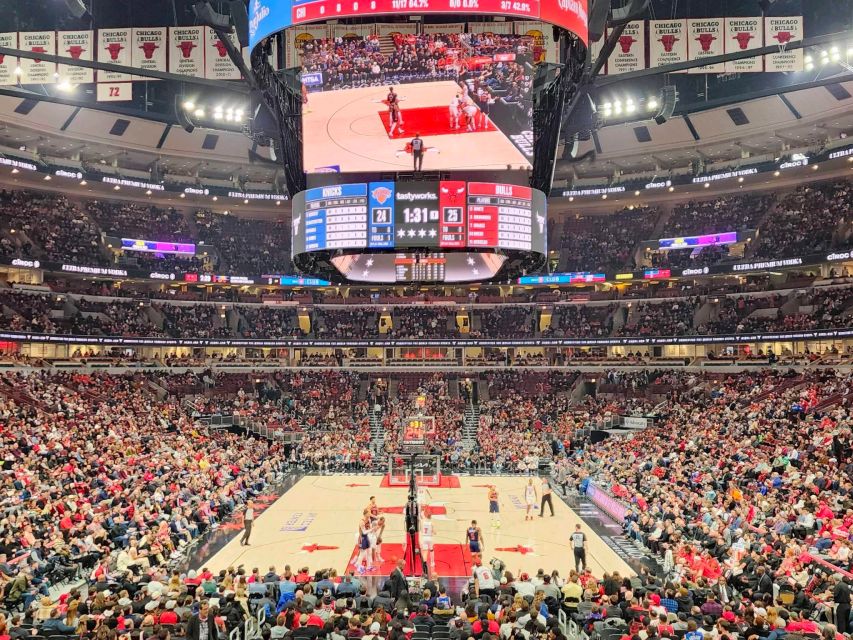 Chicago: Chicago Bulls Basketball Game Ticket - The Game Experience: Crowd Energy, High-Octane Action, and the Chicago Factor