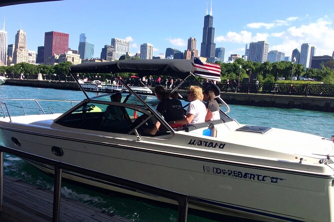 Chicago City Boat Tours - Getting on board: timing and meeting point approach