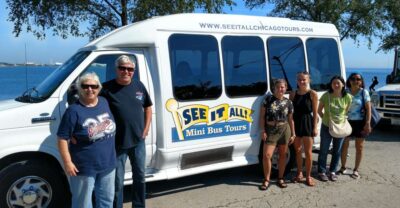 Chicago: City Minibus Tour with Optional Architecture Cruise - Grant Park and Buckingham Fountain: the classic Chicago postcard