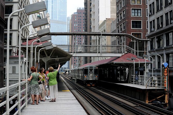 Chicago City Tour: Elevated Architecture Tour with Train Ticket Included - How to plan for the time on platforms (and what not to expect)