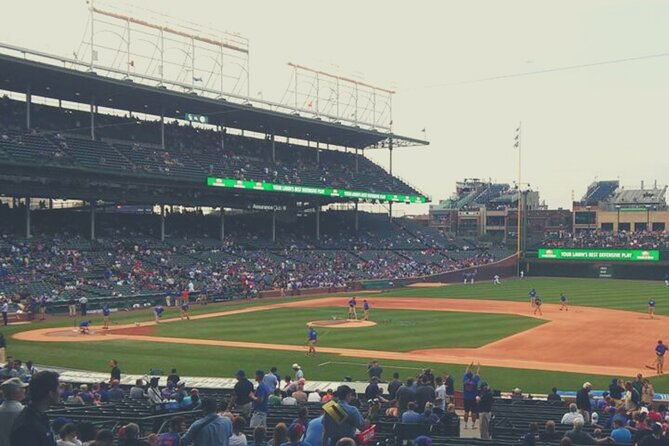 Chicago Cubs Baseball Game Ticket at Wrigley Field - Wrigley Field logistics that matter: mobile ticket, public transit, and timing