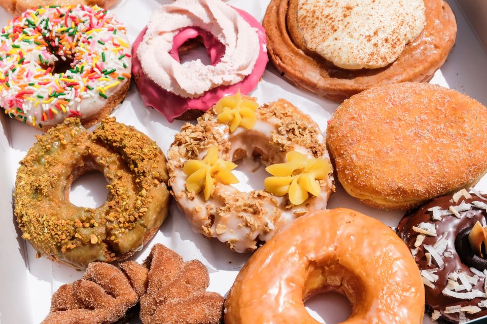 Chicago: Downtown Donut Tour with Tastings - Should You Book the Chicago Downtown Donut Tour?