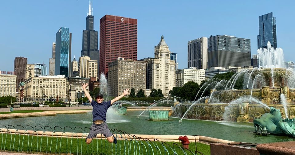 Chicago: Downtown Highlights Running Tour - The Loop, The Bean, and Downtown Sightseeing on the Move