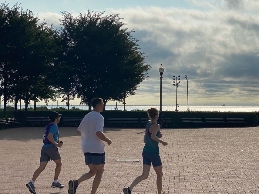 Chicago: Downtown Highlights Running Tour - Weather, Clothing, and Simple Running Comfort Rules