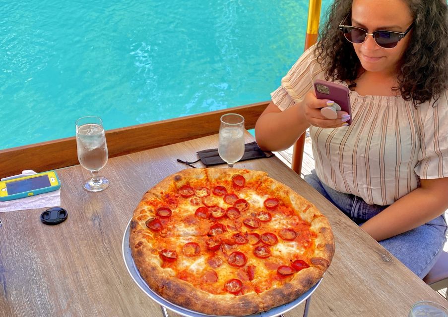 Chicago: Downtown Pizza Guided Walking Tour with Tastings - Who this tour suits best (and who should skip it)