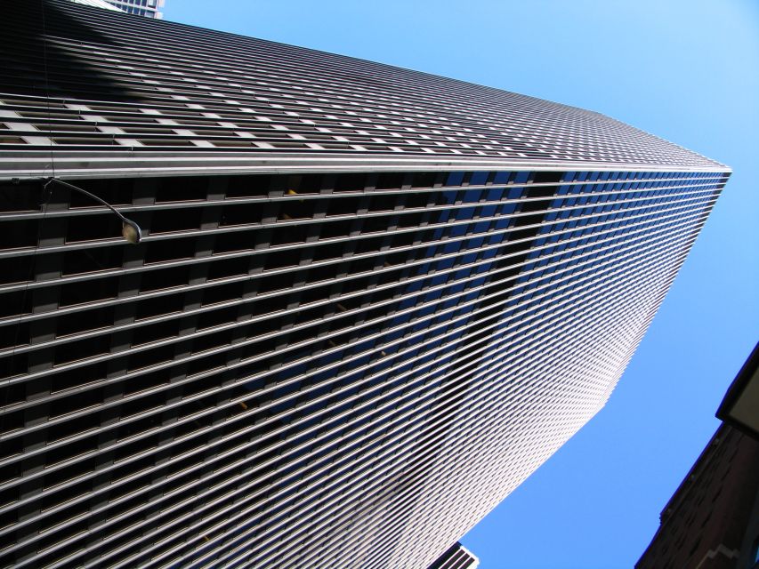 Chicago: Evolution of the Skyscraper Walking Tour - Meeting at the Chicago Architecture Center (and Why the Exhibits Are Included)