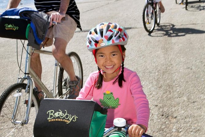 Chicago Full Day Bike Rental - Picking up your bike at 540 N Lake Shore Dr