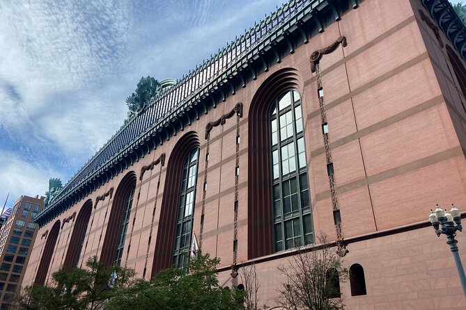 Chicago Gangsters and Movies Tour - Stop 5: Art Institute of Chicago—movies, crimes, and how to use your time