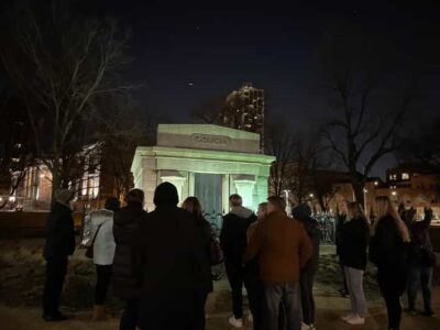 Chicago: Ghost Bus Tour of Haunted Locations - Entering the Congress Plaza Hotel bar and the first ghost stories