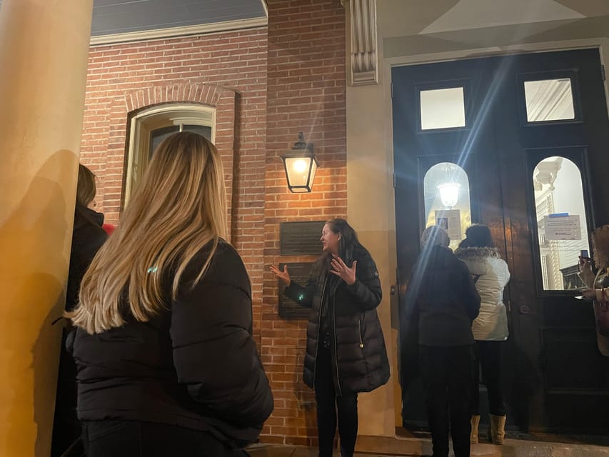 Chicago: Ghost Bus Tour of Haunted Locations - The Jane Addams Hull-House stop: the Devil Baby legend at ground level