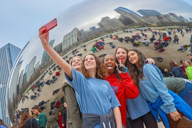 Chicago History and Architecture Walking Tour with Boat Cruise - Starting at McCormick Tribune Plaza: an easy downtown launch