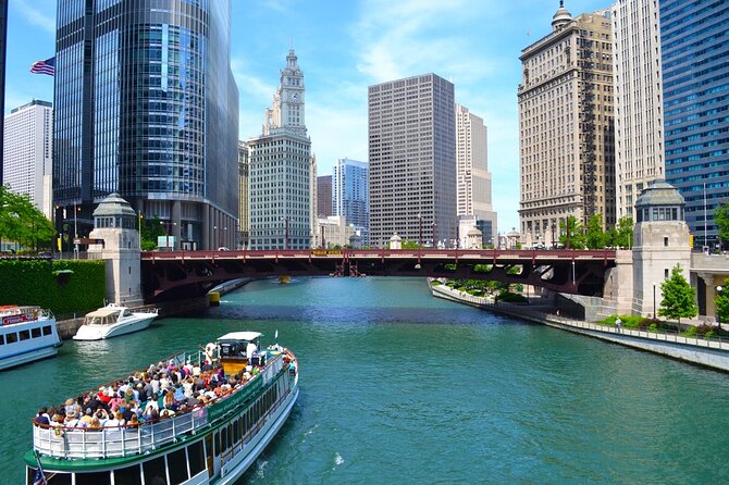 Chicago History and Architecture Walking Tour with Boat Cruise - Navy Pier: where the day slows before the river view