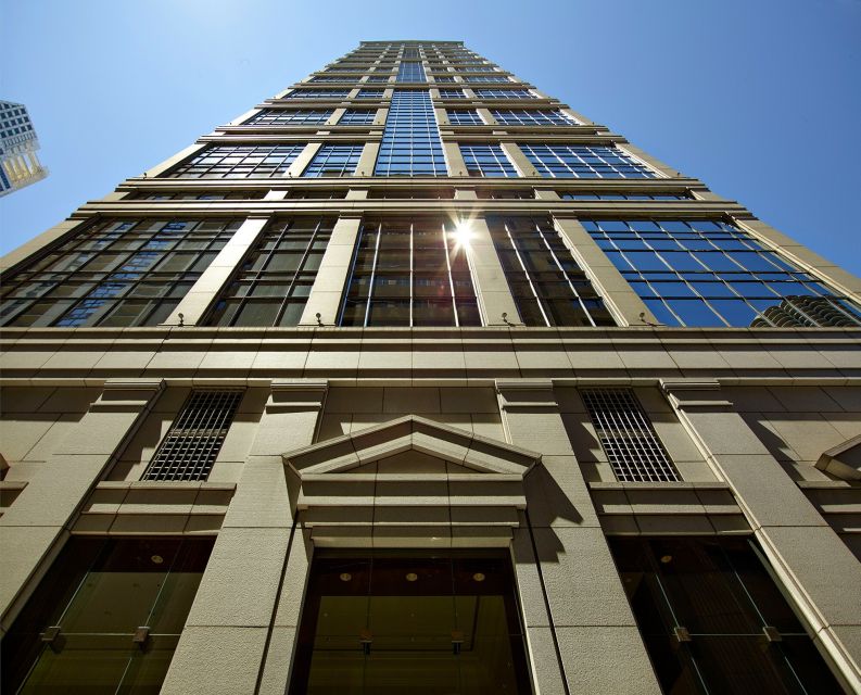Chicago: Icons Guided Architecture Walking Tour - Seven downtown stops: what you’ll learn from each architectural style