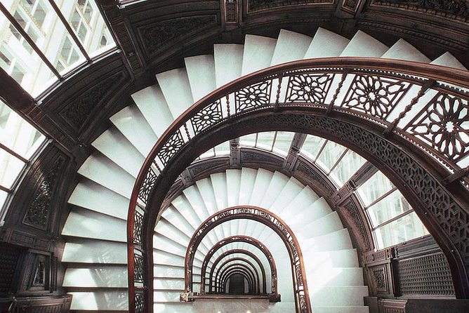 Chicago Loop Walking Tour - How your guide turns buildings into city stories