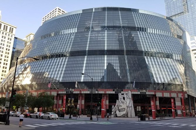 Chicago Loop Walking Tour - Pace, weather, and the walking reality of downtown