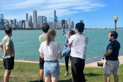 Chicago Luxury Minibus City Tour and Architecture River Cruise - The 90-minute downtown minibus: where it gives you quick context