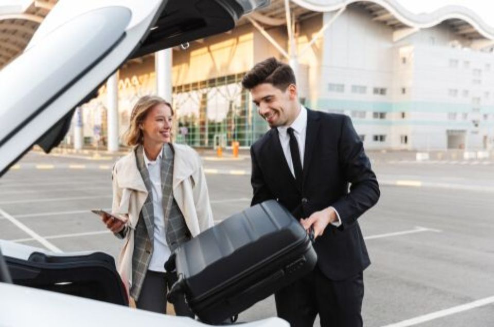 Chicago: ORD Airport Private Transfer to Chicago City|Hotels - ORD to Your Hotel: Fast, Direct, and Surprisingly Low-Stress