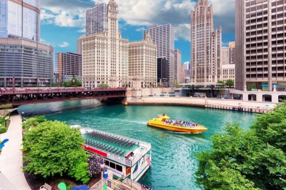Chicago: Private custom tour with a local guide - Hotel pickup that gets your day started without stress