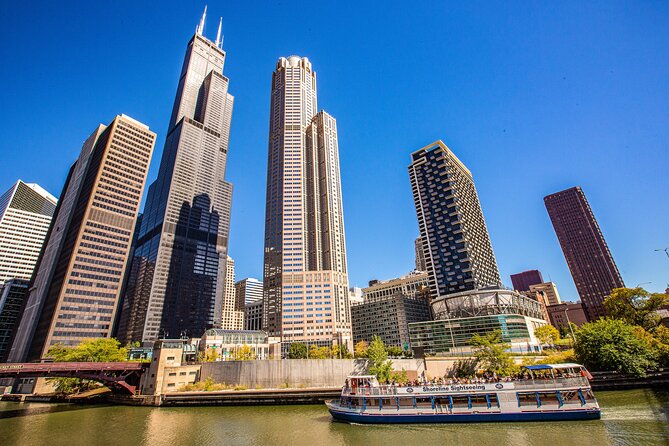 Chicago River Architecture Tour and Big Bus Hop-on Hop-off Tour - Architecture by the River + a Bus Pass That Lets You Move at Your Pace