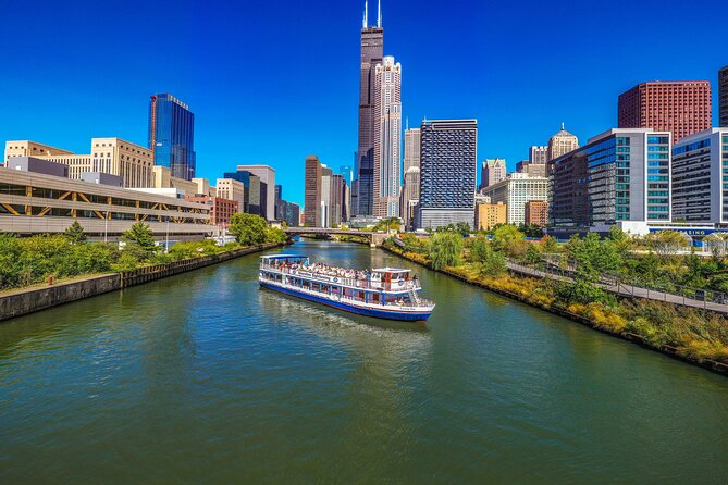 Chicago River Architecture Tour and Big Bus Hop-on Hop-off Tour - Digital Walking Tours: The Bonus That Makes the Stops Feel Connected
