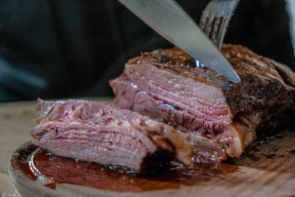 Chicago: River North Walking Food Tour - River North on a 3-hour food sprint