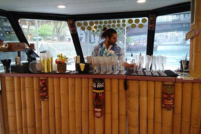 Chicago River Sunday Funday Mimosa or Bloody Mary Party Cruise - Price and Value: Why $35 Can Feel Like a Win