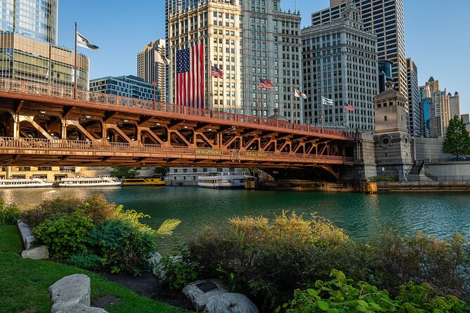 Chicago Riverwalk Self-Guided Walking Tour - Stop-by-stop: Wrigley Building and the DuSable Bridge stories