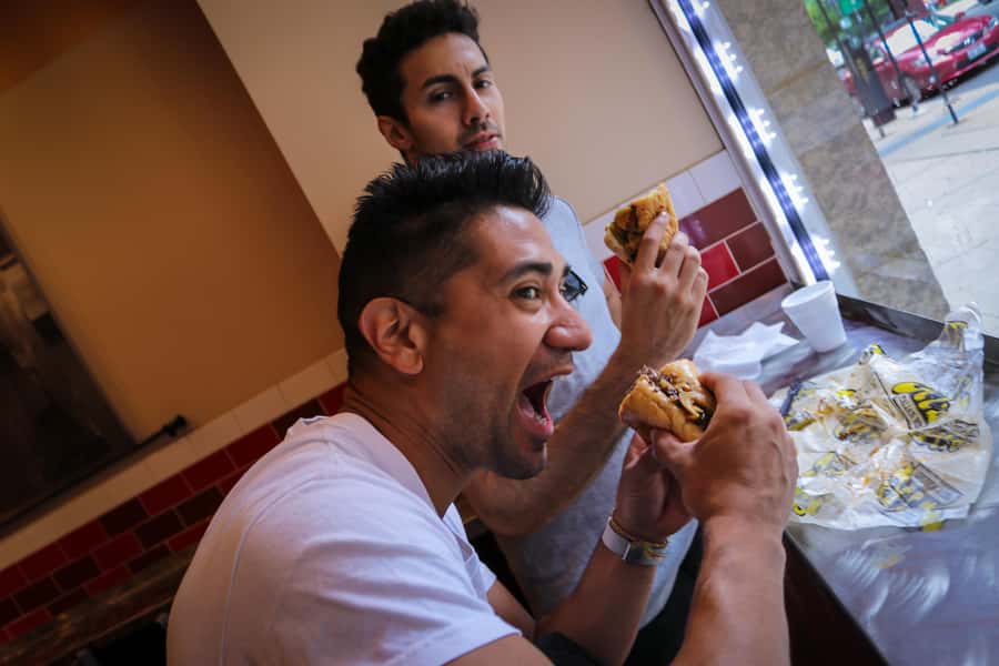 Chicago: Secret Food Tour - The First Stops: Deep Dish, the Library, and Popcorn With a Chicago Twist