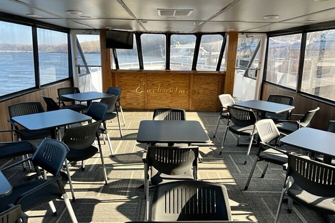 Chicago Skyline Tiki Chic Party Cruise on Lake Michigan - Bar, Snacks, and the 21+ Admiral Upgrade: How to Choose Your Pace