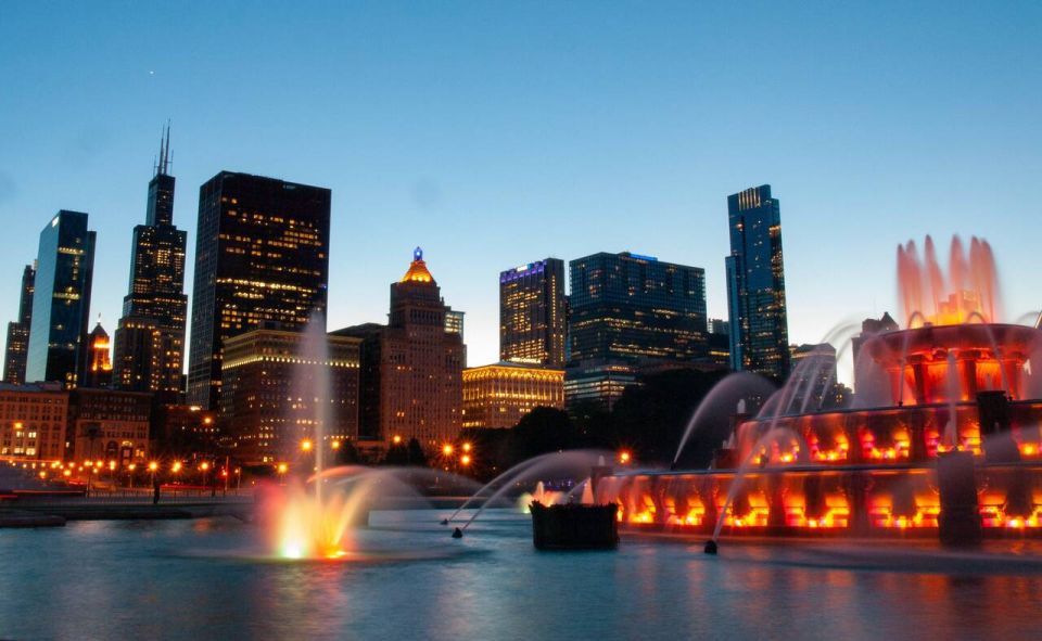 Chicago: Small-Group Night Tour w/ Skydeck & Skyline Cruise - From Willis Tower to the water: why the cruise feels like a sequel
