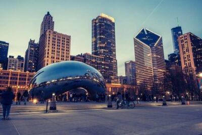Chicago: Small-Group Night Tour w/ Skydeck & Skyline Cruise - Skip-the-line entry and the small-group advantage