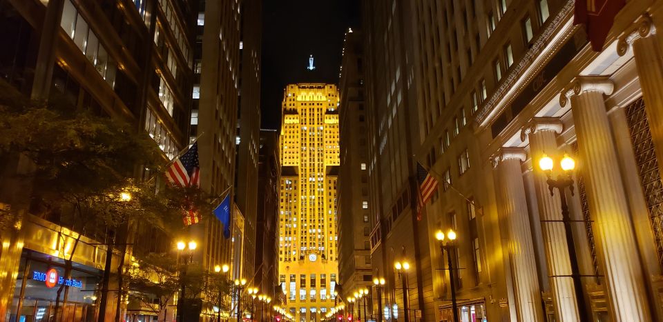 Chicago: Sunset Tour by Open-top Bus with Live Guide - Entering Chicago’s sunset zone from 618 N Clark St