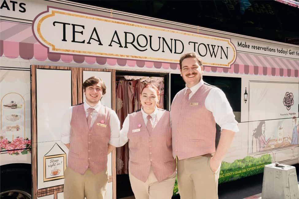 Chicago: Tea Around Town With Curated Teas & Iconic Sights - Where You Meet: 200 E Randolph St and Getting On Time