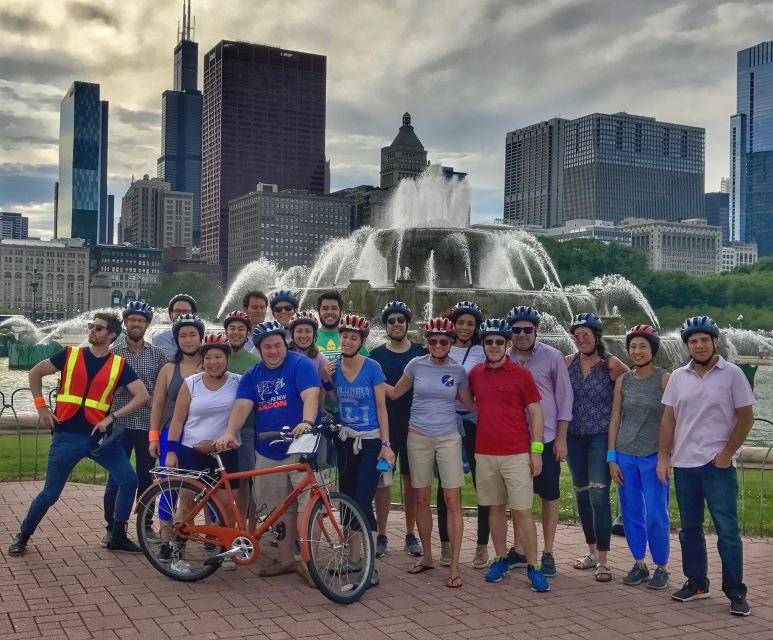 Chicago: Ultimate City Attractions Bike Tour - Millennium Park sculptures: modern art with a sidewalk-friendly explanation