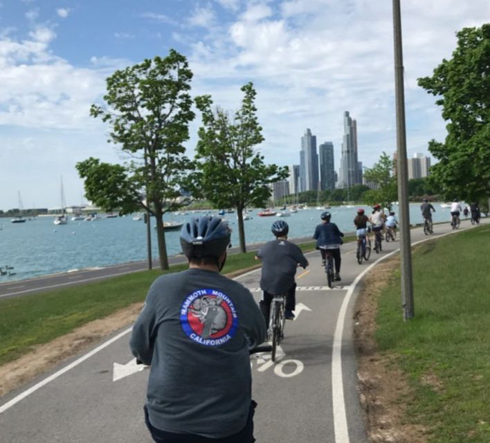 Chicago: Ultimate City Attractions Bike Tour - Millennium & Grant Parks to Museum Campus: architecture plus museum context