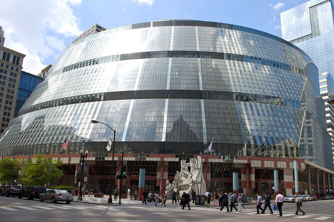 Chicago Walking Tour: Connecting Past and Present - How the guide turns names like Piano and Gehry into something you can use