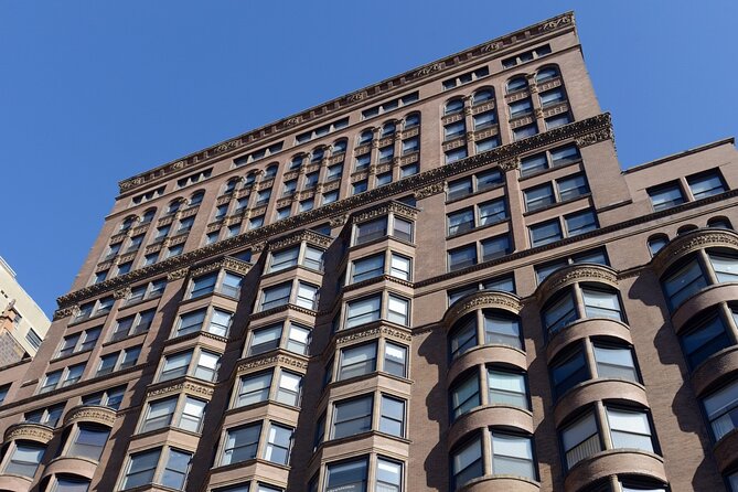 Chicago Walking Tour: Historic Skyscrapers - What makes the guide experience work (from the way it’s described)